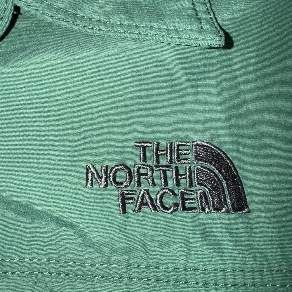 The North Face Mens Green Long Sleeve Nylon Hiking Fishing Button Up Shirt XL
